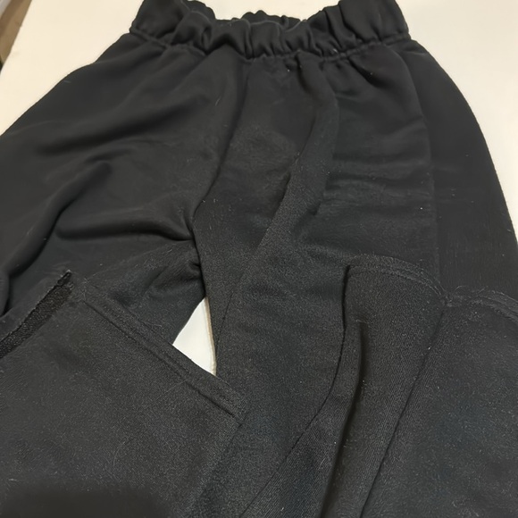 Boohoo sweatpants high waisted flare. Some wear- very cute and comfy. - Picture 2 of 2